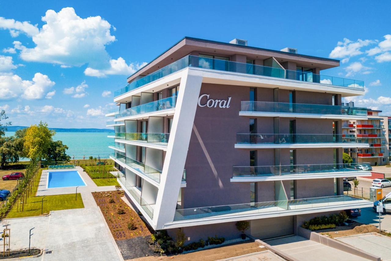 Myflat Coral Premium Suite Siofok Bagian luar foto