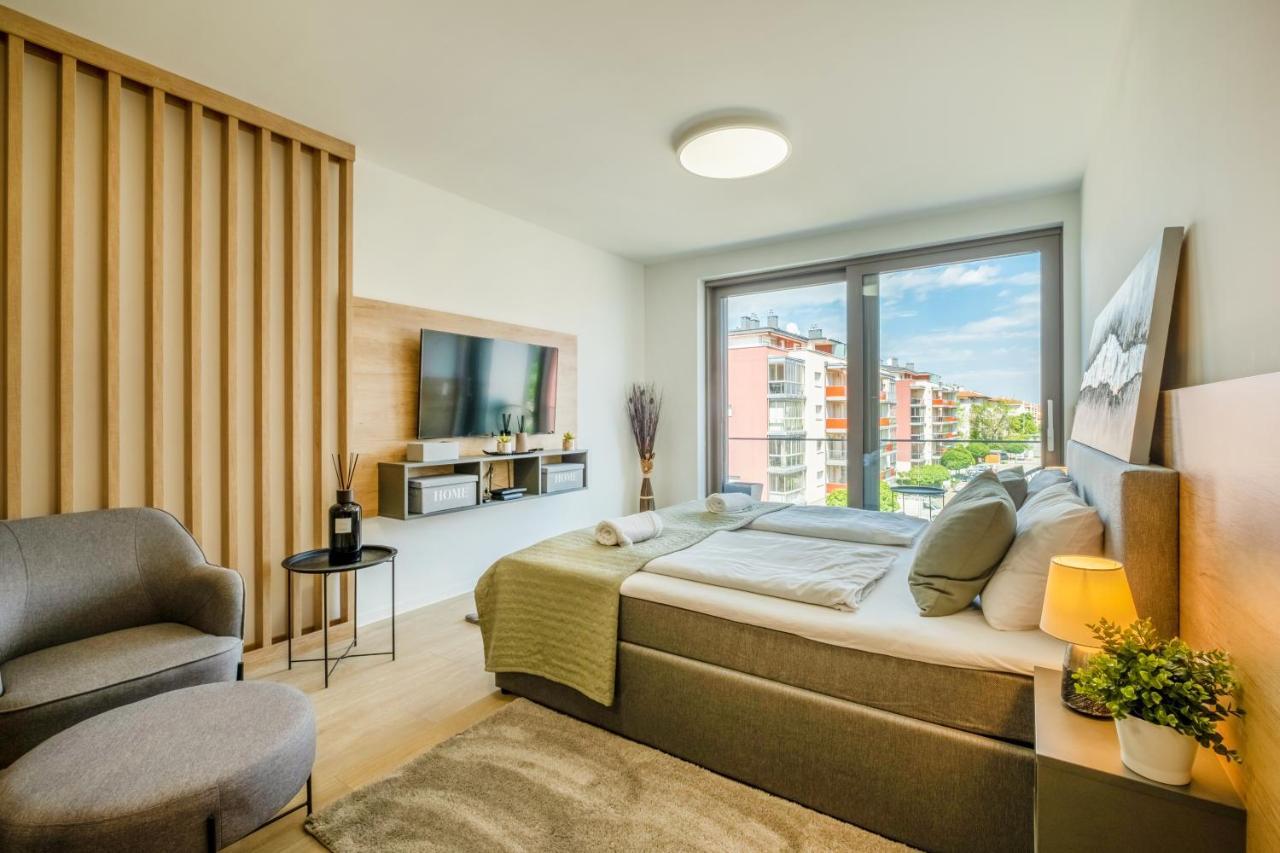 Myflat Coral Premium Suite Siofok Bagian luar foto